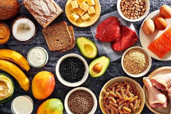 أطعمة لزيادة الوزن بشكل صحي: قائمة بالأطعمة الغنية بالسعرات الحرارية والمغذيات الضرورية