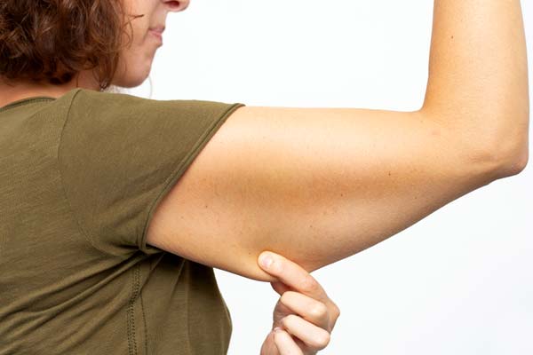 تخسيس الذراعين في أسرع وقت: خطوات سهلة لتحقيق ذراعين متناسقتين وجذابتين